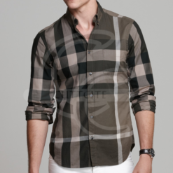 Burberry Classic Fit Button-Down Shirt in North Dakota